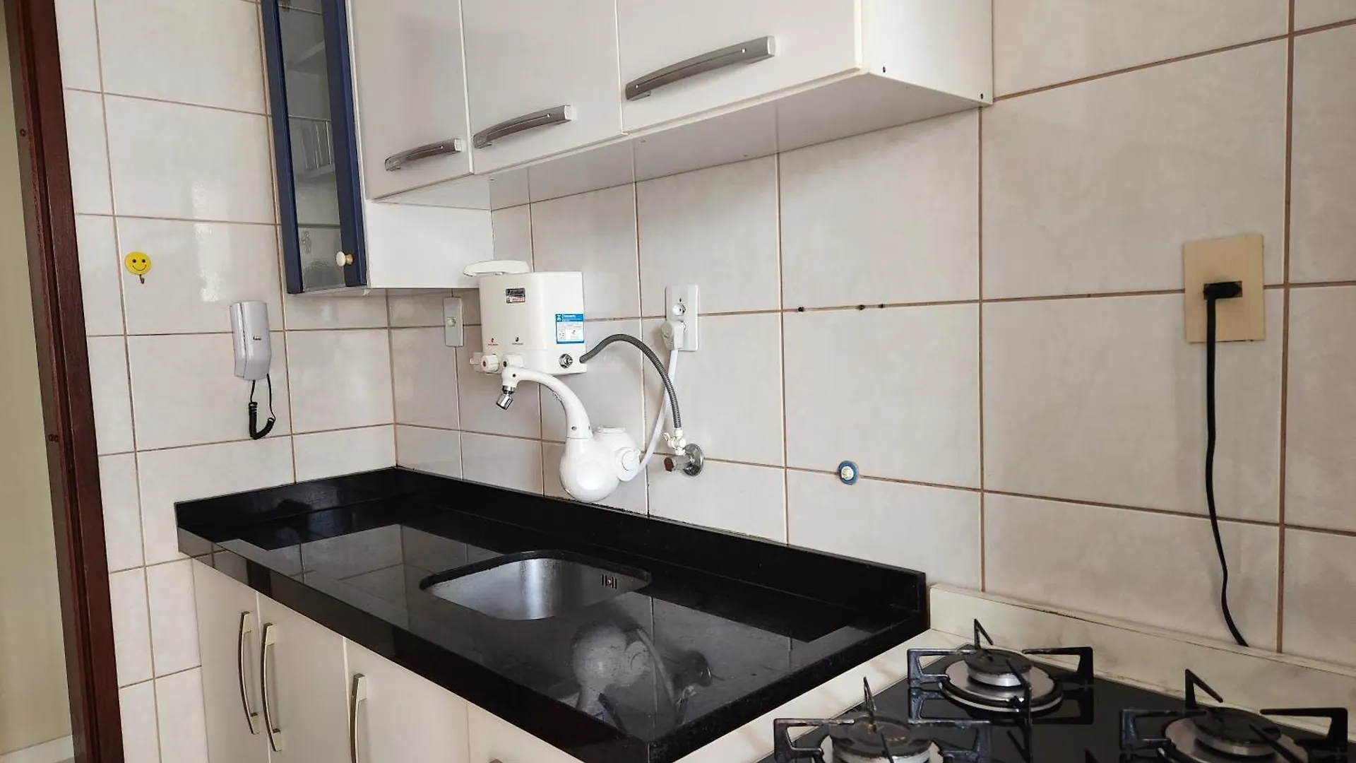 2 Quartos A 200Mts Praia Central, Garagem, Churrasqueira, Wi-Fi 90 Mbps, Pet Friendly Balneário Camboriú Apartamento