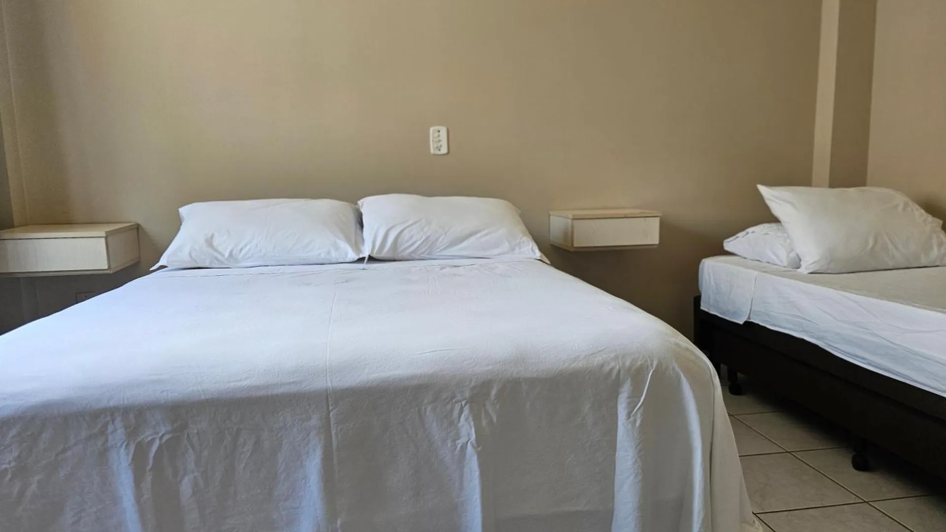 2 Quartos A 200Mts Praia Central, Garagem, Churrasqueira, Wi-Fi 90 Mbps, Pet Friendly Balneário Camboriú Apartamento