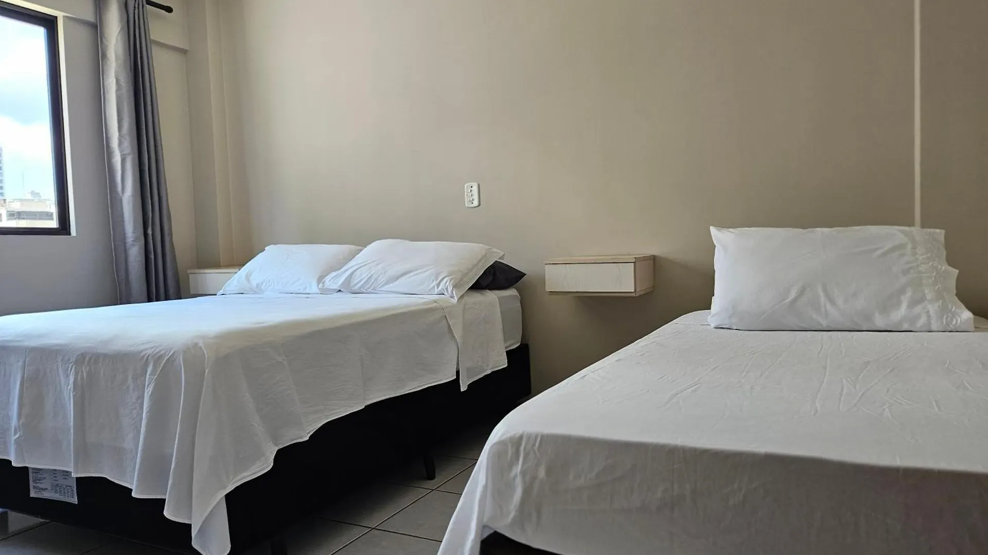 2 Quartos A 200Mts Praia Central, Garagem, Churrasqueira, Wi-Fi 90 Mbps, Pet Friendly Balneário Camboriú 0*,  Brasil